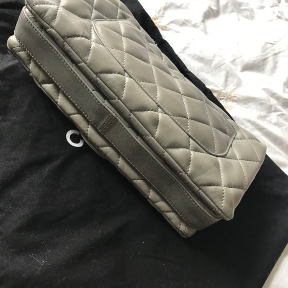 Chanel limited edition lambskin bag - Picture 6 of 7